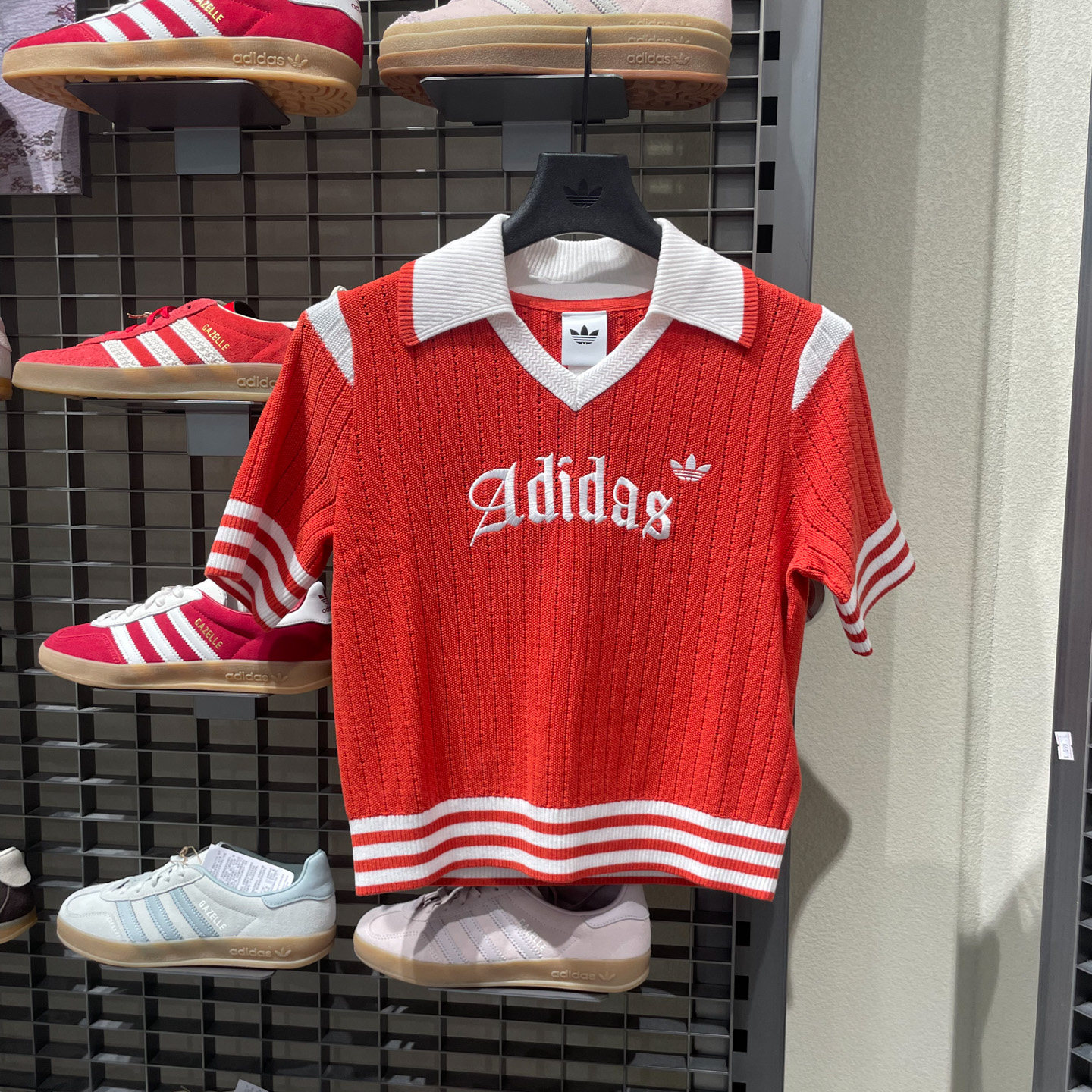 adidas阿迪达斯三叶草翻领针织运动衫女露脐短袖POLO衫T恤 KT3048