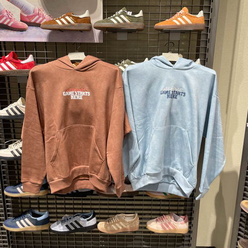 adidas阿迪达斯2025冬季新款男子保暖运动休闲套头衫卫衣KC2782