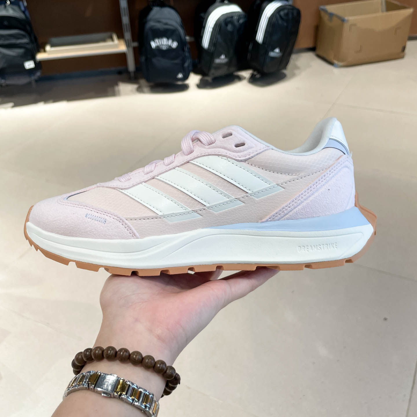 Adidas阿迪达斯女鞋2026