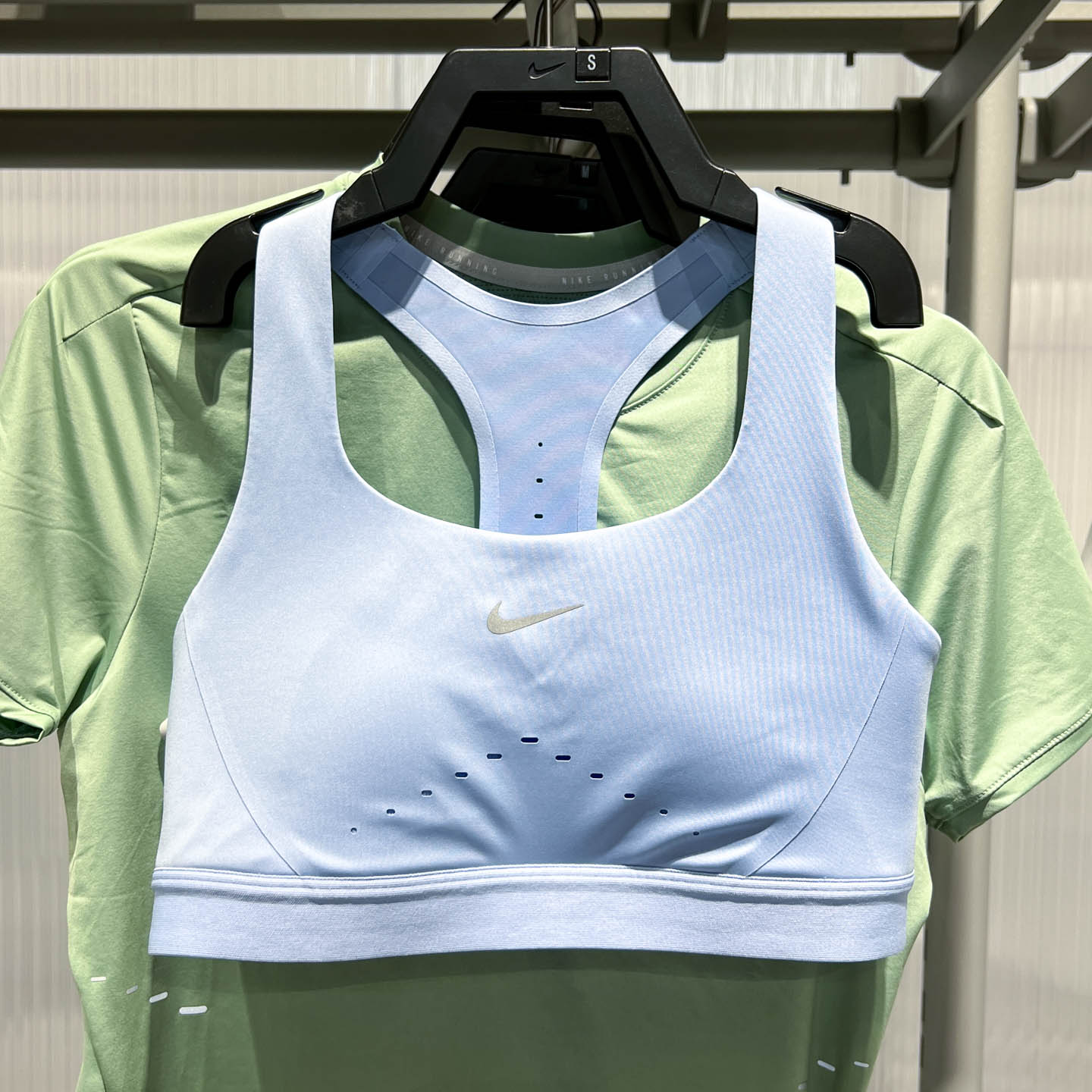NIKE耐克女装2026秋季新款高强度支撑舒适透气运动内衣HM5221-468