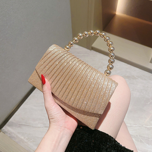 2025新款闪闪褶皱晚宴包珍珠手提包搭配礼服的晚装晚会包旗袍包女