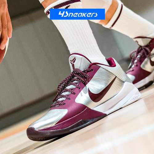 Nike/耐克科比5银白色篮球鞋