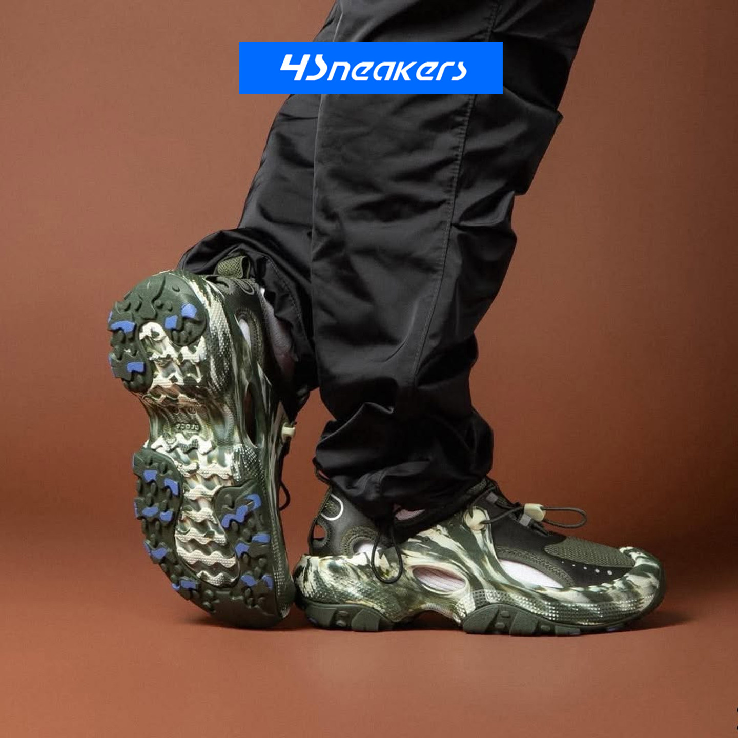 卡骆驰/Crocs x Brain Dead 联名男女厚底增高洞洞鞋212689-90H图片