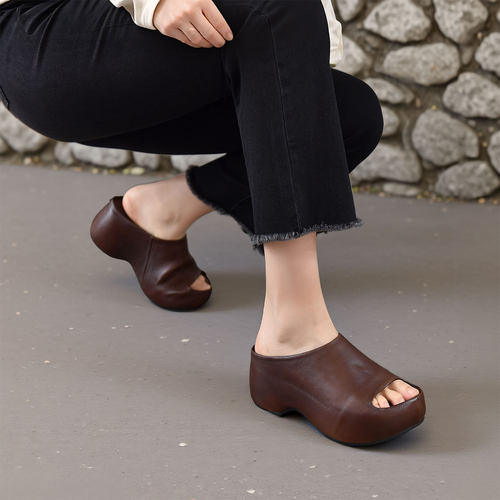 四起哥夏季真皮坡跟鱼嘴凉拖女