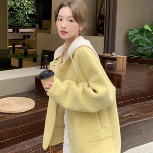 潮牌精仿黄色软糯羊羔毛外套女冬季新款韩系小个子慵懒风连帽上衣