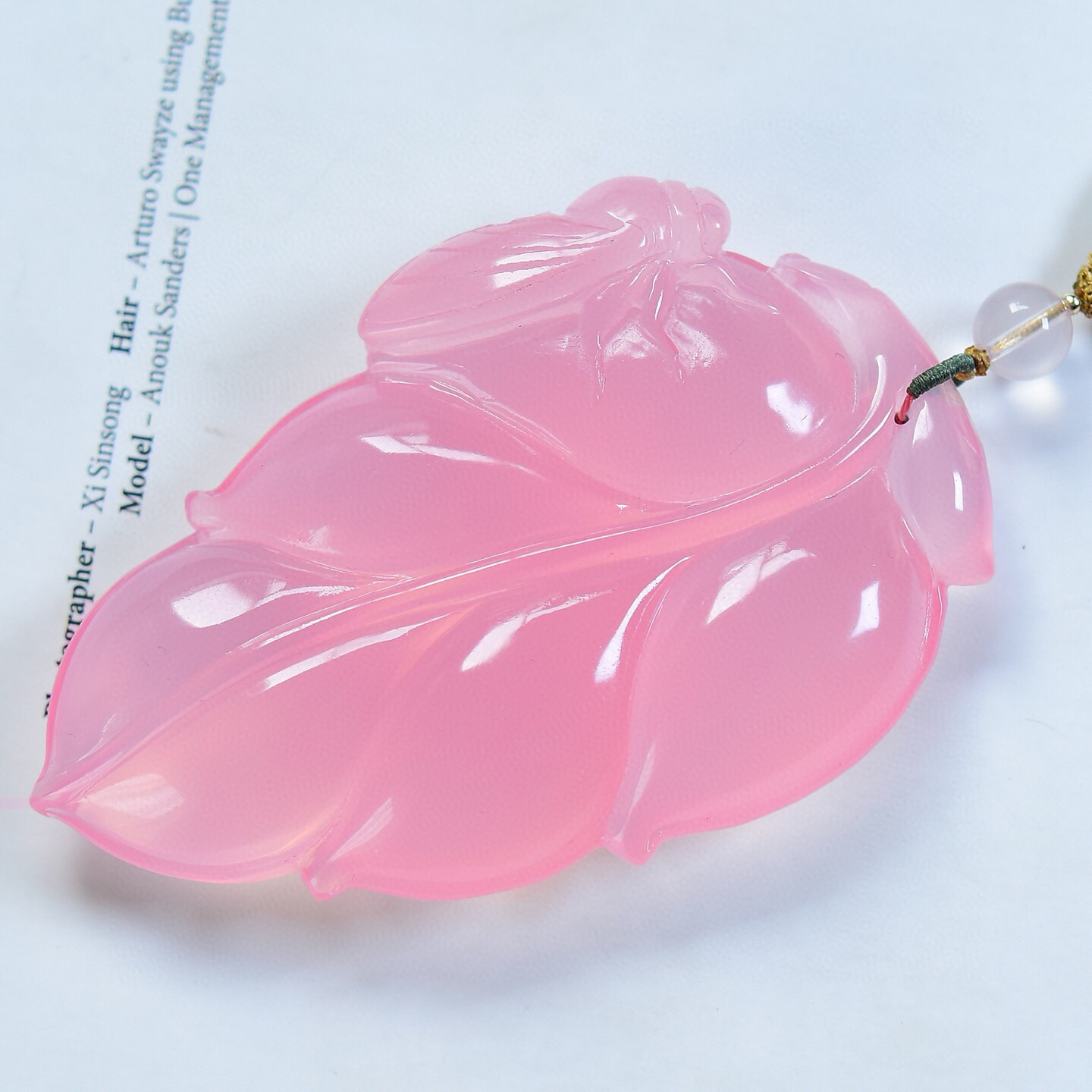 莫桑比克星光粉水晶叶子 金枝玉叶87.2*57.4*16.2mm。裸坠重108克