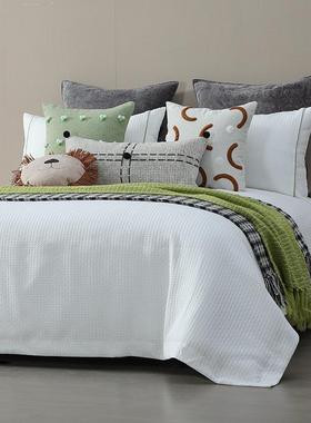 梦幻满屋绿色系列儿童床上用品创意狮子靠垫别墅样板间床尾巾抱枕