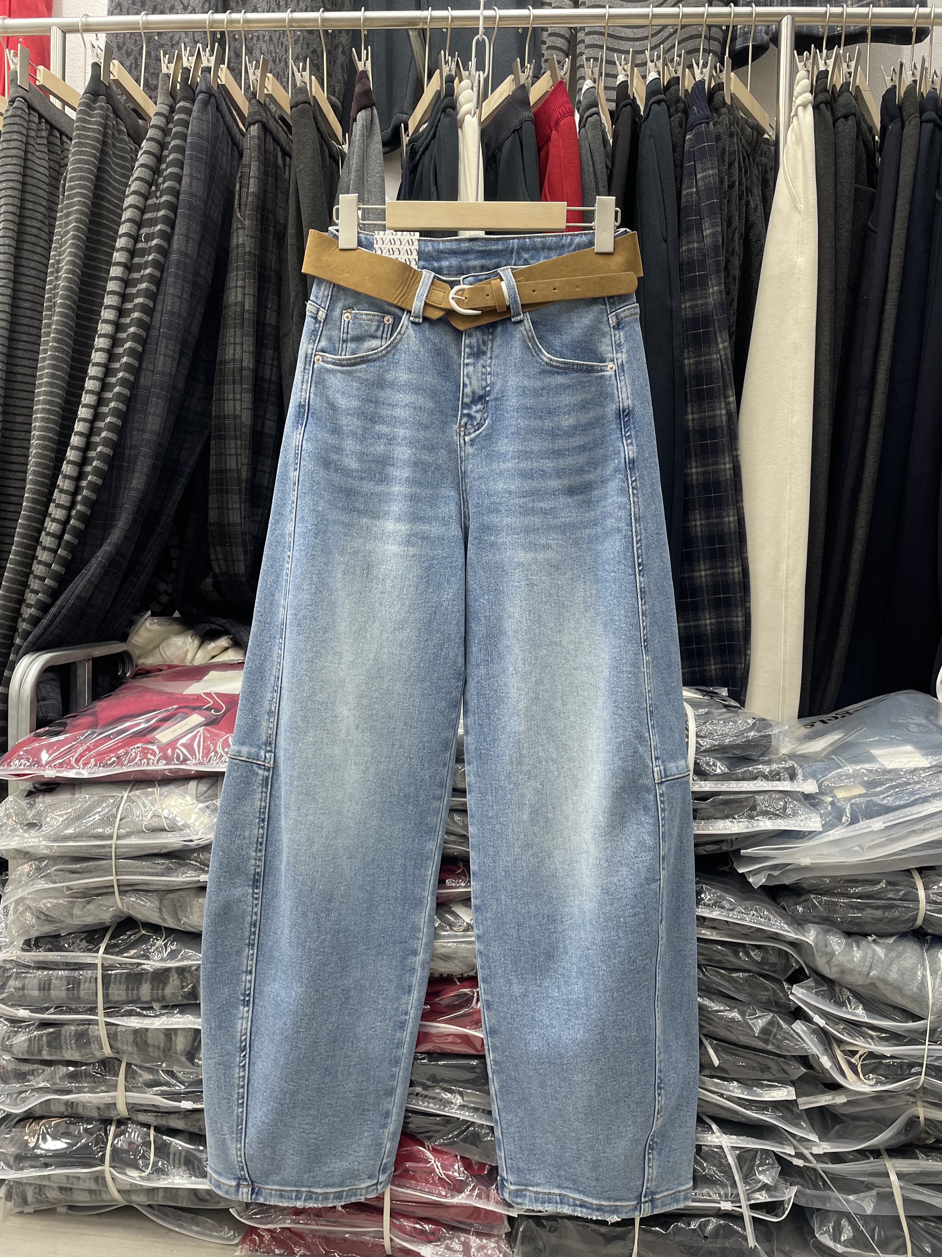 梨形焊腿上AngelYY-11春季新品宽松显瘦弯刀裤女遮胯显瘦牛仔裤,女装/女士精品,牛仔裤,淘宝优惠券,粉丝福利购,淘宝优惠卷