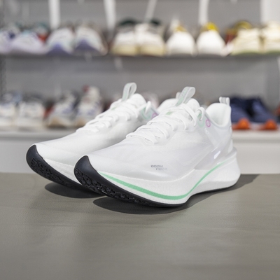 李宁赤兔8Pro减震轻便透气跑步鞋