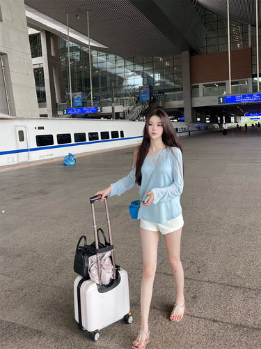 长袖休闲薄款女tee恤上衣