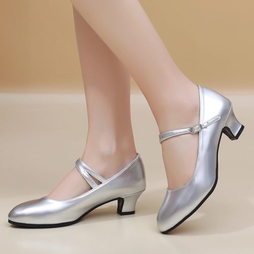 低跟女式软底广场摩登拉丁舞鞋