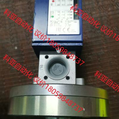 施耐德ⅩMLCS02B2S11压力开关,全新的库存货,外包装
