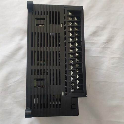 议价议价欧姆CP1E-N40S1DT-D成漂亮年给完全好新龙色原装拍前请询