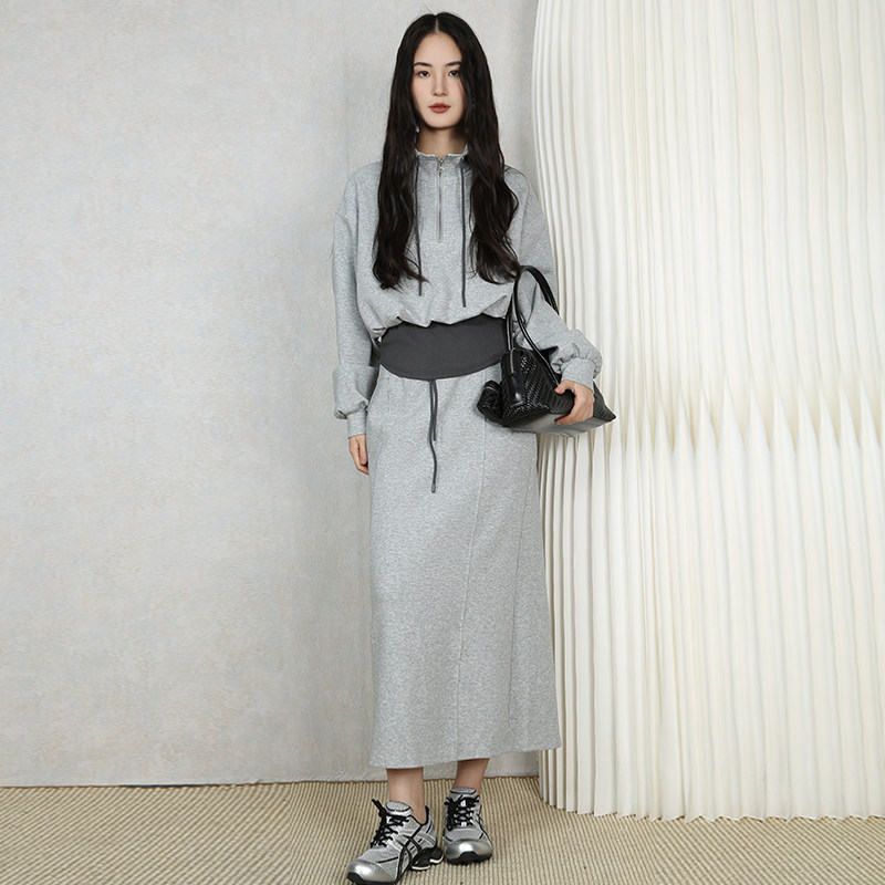梵凯套装女2026春休闲松弛感卫衣加松紧腰后开叉长款半裙套装女春