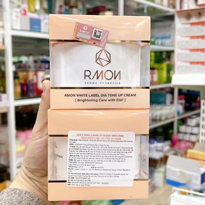 正品韩国身体素颜霜白身体乳kem duong trang body RMON 200ml