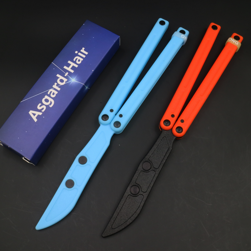 巨蟹座蝴蝶刀练习刀安全不伤手