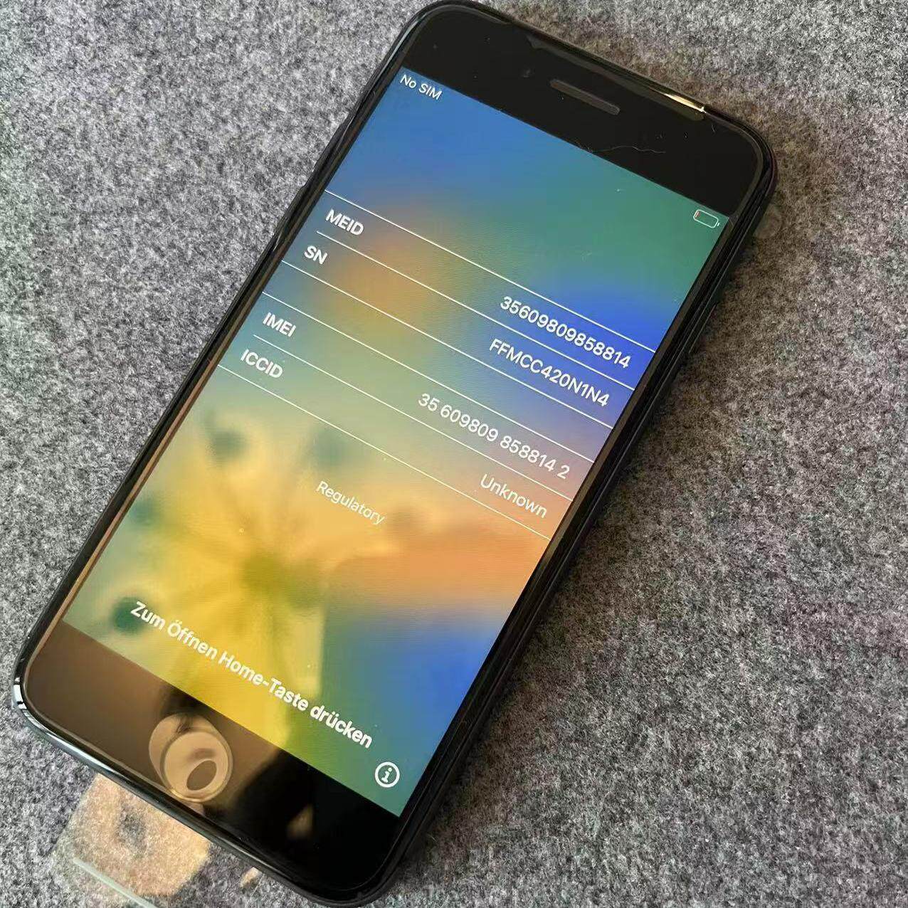 诚信大于生命 极其稀少 全新原装 激活未使用 iphone 8 64G内存