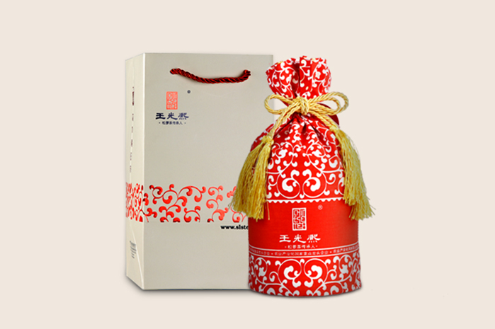 包快递 王光熙牌 祁门红茶 红松萝 一级 200克 红花布袋