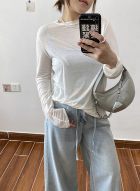 糯叽叽圆领t恤女春夏简约显瘦长袖透视小心机打底衫女薄款羊毛衫