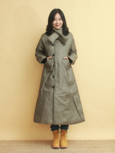 姜欢设计 冬款意大利进口防水胶纯麻长款夹棉气质型大棉袄带围脖