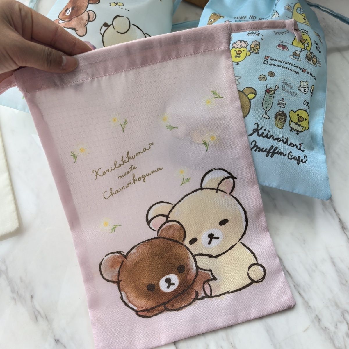 日单新款 轻松熊防水大号收纳包女生束口袋私密包纸巾包