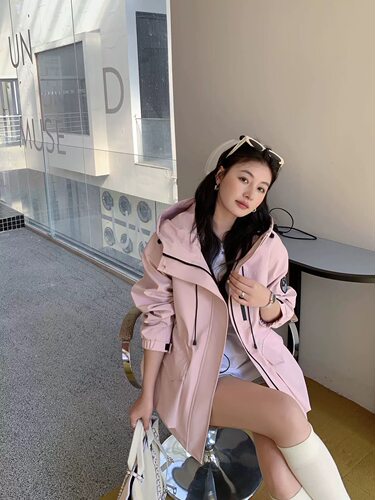 特价97-7728外套女中长款连帽大码女装冲锋衣外套女