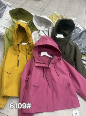 轩轩魅丽依族6109新款女装韩系时尚外套棒球服宽松大码女装外套
