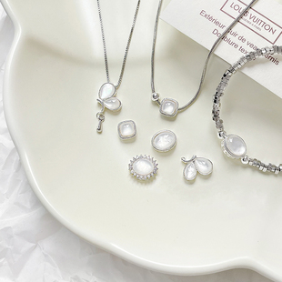 天然贝母云母镀银隔珠方珠蝴蝶珠diy手工手链项链轻奢串珠配件