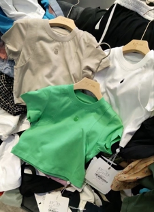 拉酷儿LAKUER品牌童装实体店断码捡漏纯色修身短袖T恤LMC7326