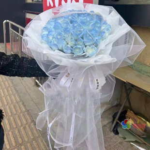 生日祝寿白玫瑰贵州凯里花店送花镇远县岑巩县天柱县同城鲜花快递