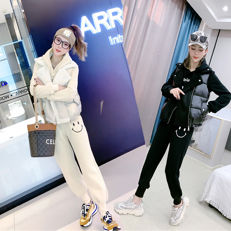 加绒加厚卫衣运动套装女2025秋冬时尚洋气休闲笑脸棉服马甲三件套