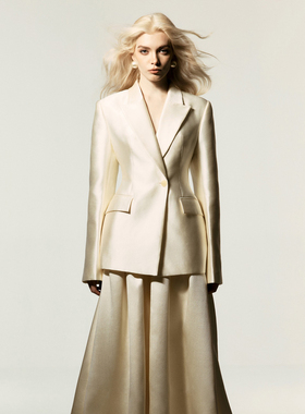 越南小众品牌HUONG 2025年冬季新款珠光白收腰通勤西装套装