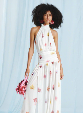 越南小众品牌ONONMM 2025年秋季新款温柔姐姐风白色收腰长裙