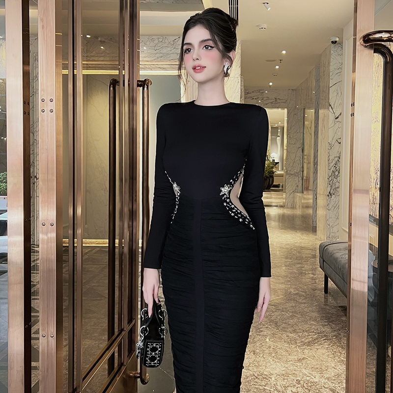 长袖钉珠超显瘦魔鬼身材连衣裙