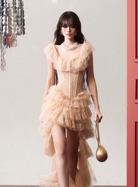 越南小众品牌MUSTHAVE 2026年春季新款精致优雅鱼骨收腰连衣裙