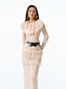 越南小众品牌ONONMM 2025年秋季新款多元魅力贵气蕾丝修身连衣裙