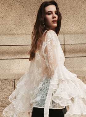 越南小众品牌HUONG 2025年夏季新款轻盈蕾丝纹理荷叶边套装