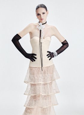 越南小众品牌LEGER 2026年春季新款舒雅甜美蕾丝蛋糕抹胸裙