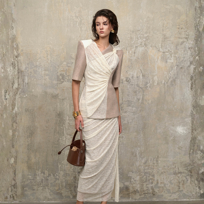 越南小众JADEITE T 2026年春季新款气质修身拼色套装裙