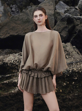 越南小众DARLING DIVA 2025年春季新款细腻舒适咖色连衣裙