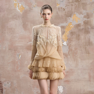 半圆百褶蕾丝钩花连衣裙 新款 越南小众品牌AMY 2025年秋季