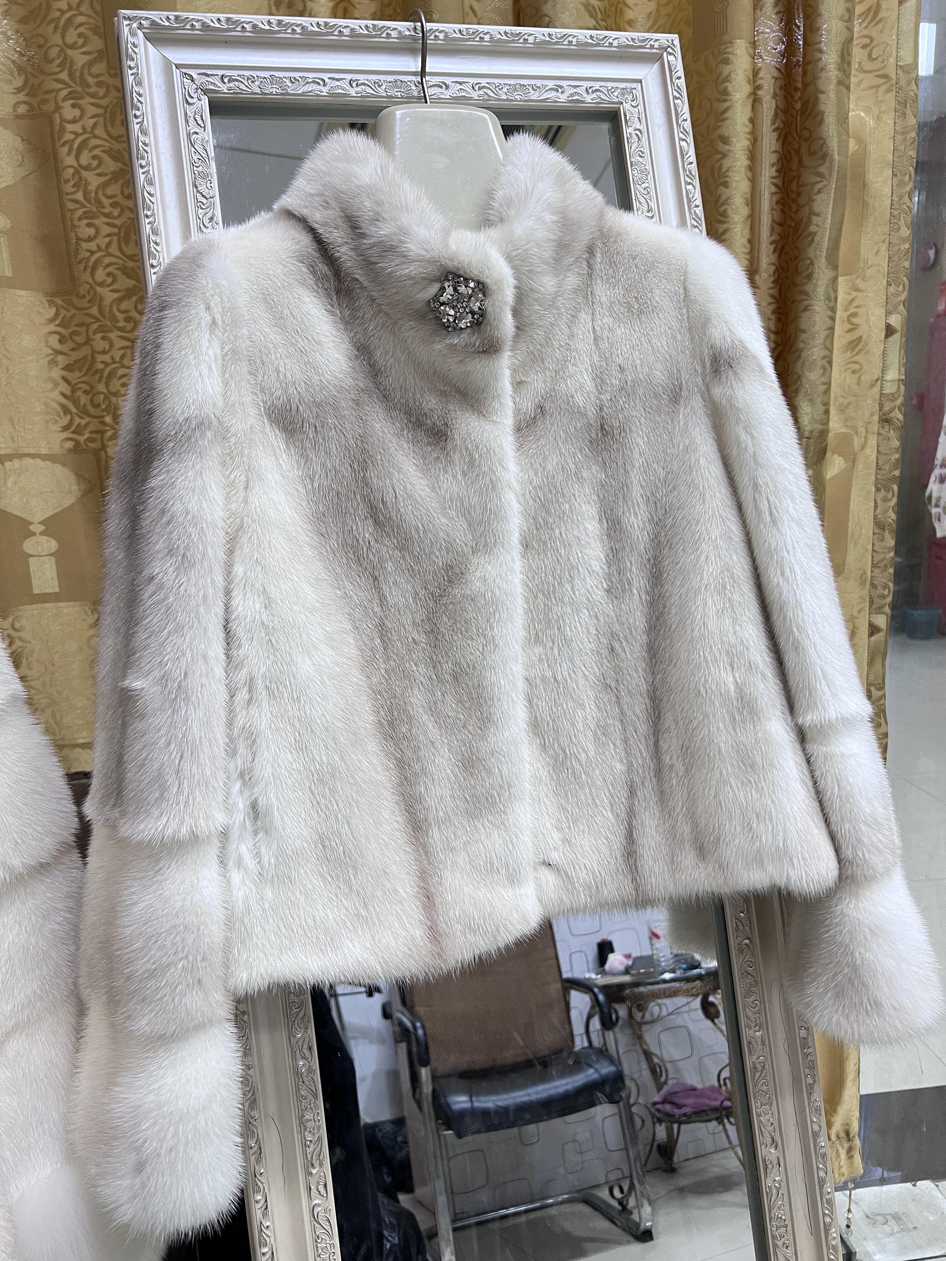 2025冬新款银十字水貂毛皮草外套 整貂年轻款貂皮大衣名媛