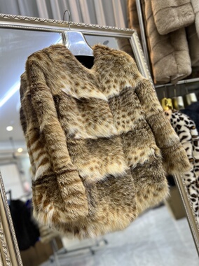 “高奢兽纹”进口加拿大山猫皮草猞猁貂皮外套女年轻时尚大衣短款