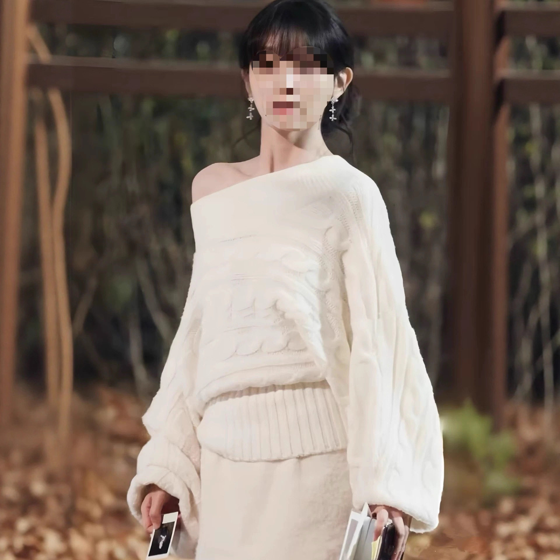 田曦薇同款麻花斜肩毛衣女25秋冬法式温柔风慵懒风羊毛针织衫上衣,女装/女士精品,毛衣,淘宝优惠券,粉丝福利购,淘宝优惠卷