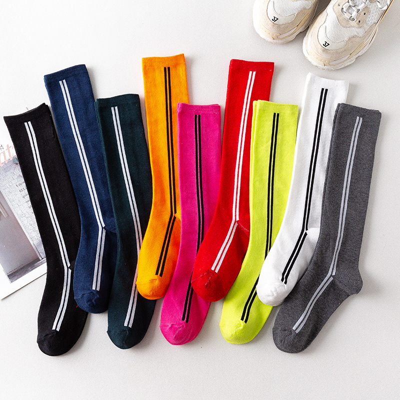 韩版运动休闲风条纹及膝袜