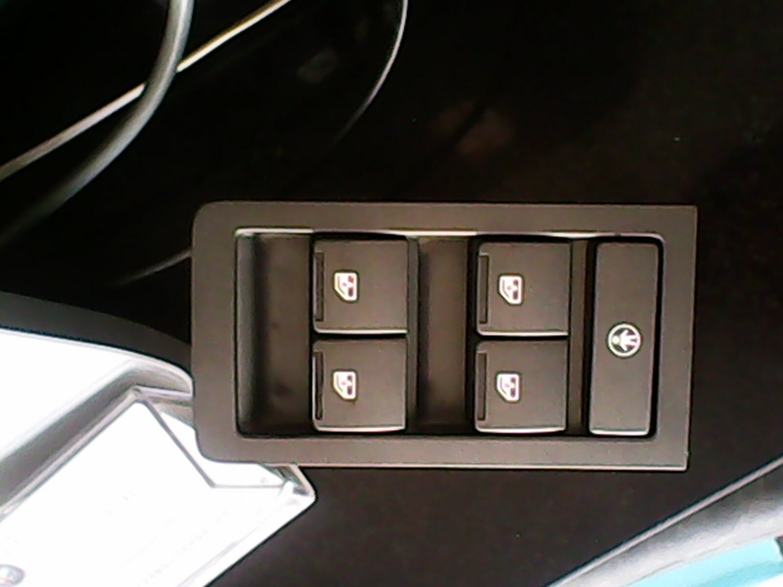 别克荣御玻璃升降器开关全车开关都有荣御减震器前1350后减震器85