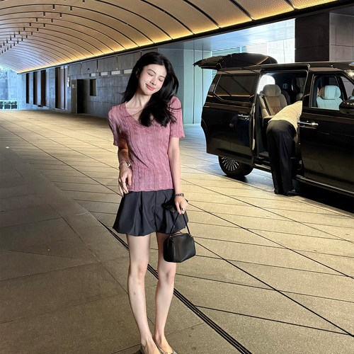 喂狗小面包对折花苞设计感短裤