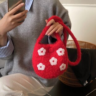 ins风软糯蝴蝶结 原创设计可爱毛绒包单肩斜挎秋冬女毛茸茸手机包