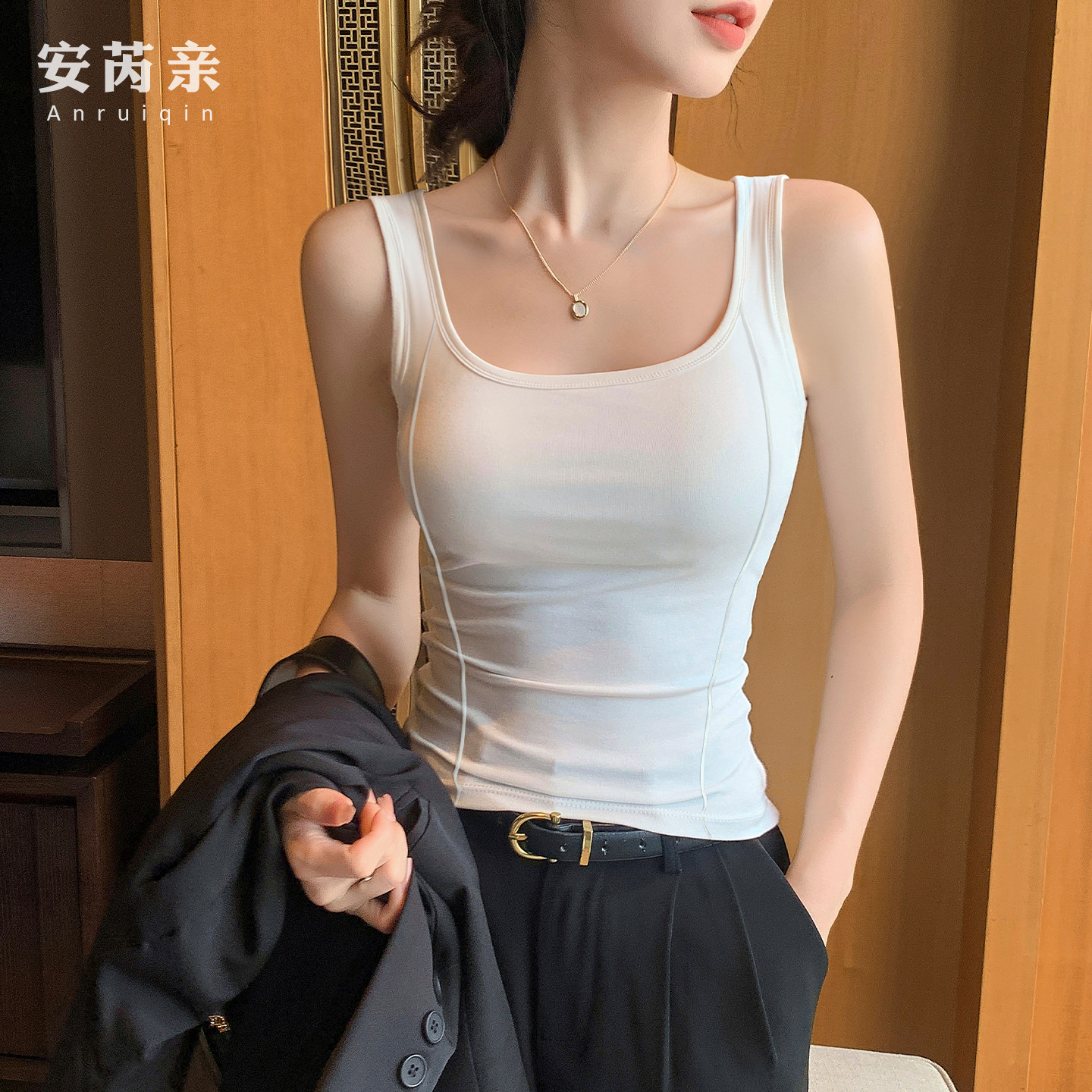 白色美背吊带背心女鱼骨夏季新款内搭遮副乳显瘦外穿露背打底上衣