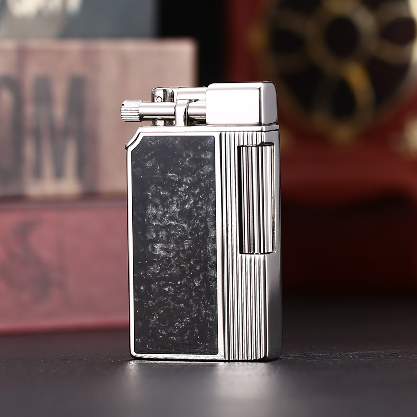 日本进口沙乐美打火机sarome侧滑轮宽火焰抬复古个性充气火机收藏